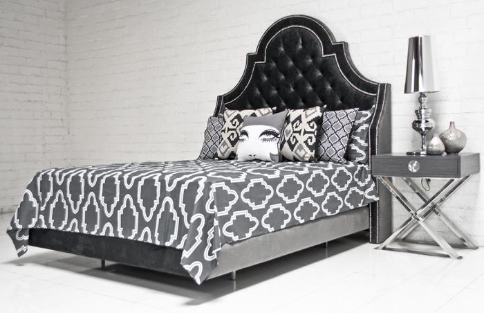 Bel-Air Bed in Charcoal