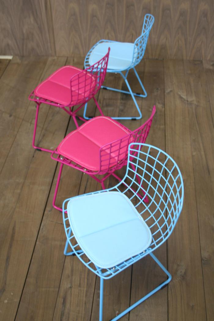 [TEMPORARILY OUT OF STOCK] Kids Bertoia Reproduction Chair (pair)