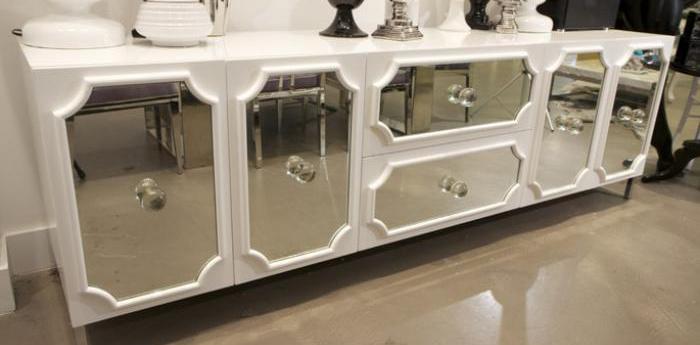 Large Hollywood Credenza in High Gloss White Lacquer