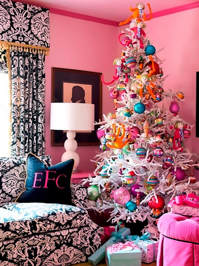 whimsical-decor-fun-christmas-tree-decoration-ideas-that-suit-your-style